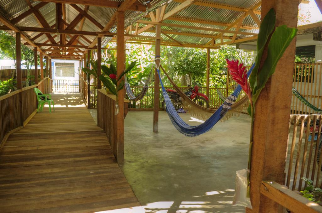 Isuyama Hostel Puerto Maldonado Zewnętrze zdjęcie